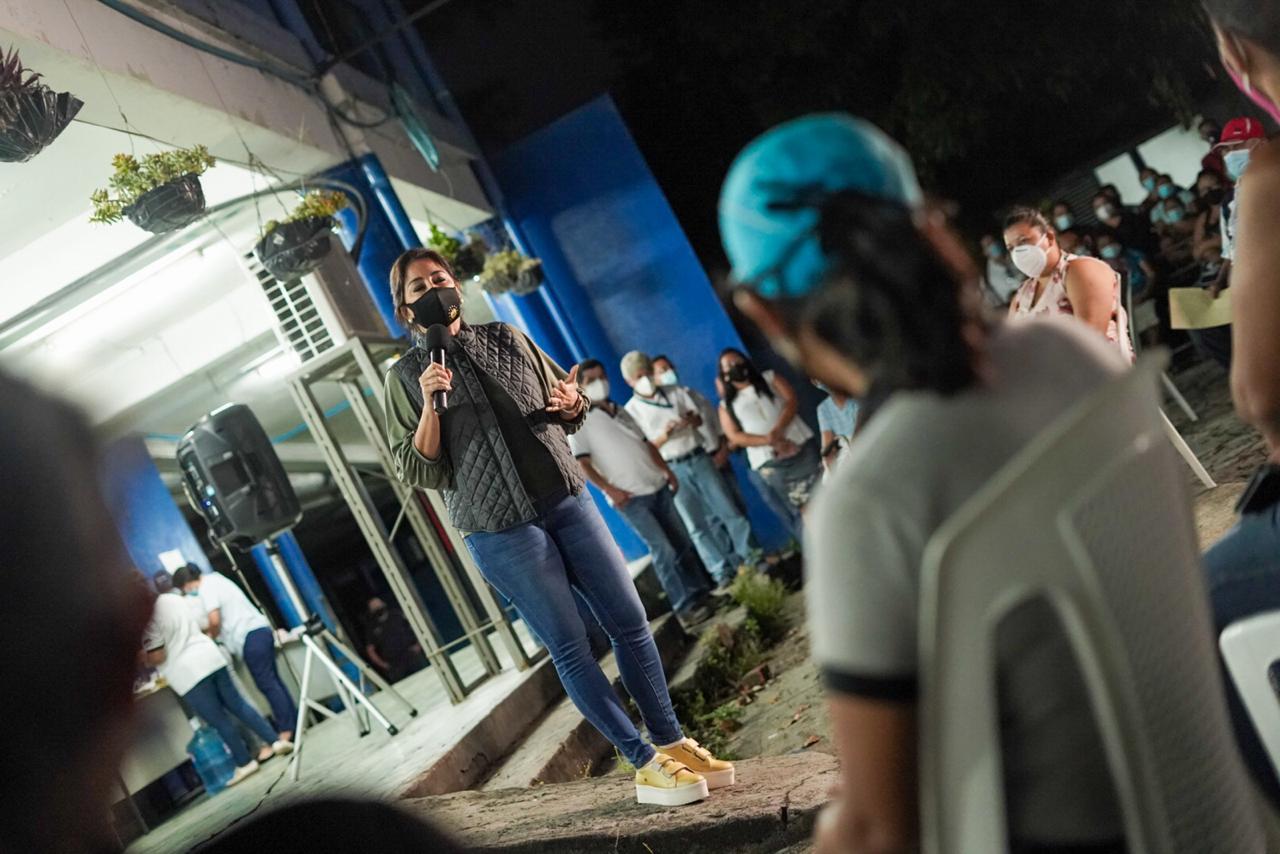 vivienda-presenta-solucion-habitacional-a-familias-de-comunidad-nuevo-israel-afectadas-por-tormenta-amanda